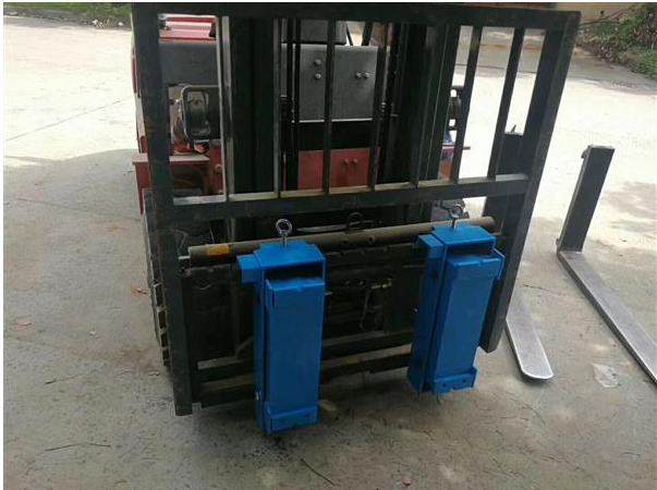 叉（chā）車加（jiā）裝電子秤